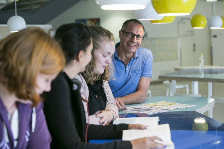 Campus Viborg - students and a teacher