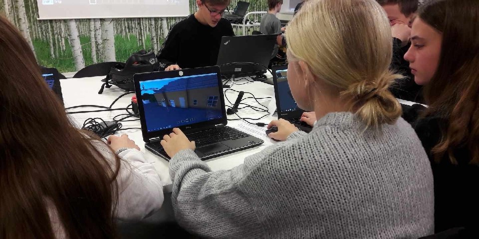 Learning And Digital Technologies Lit Via